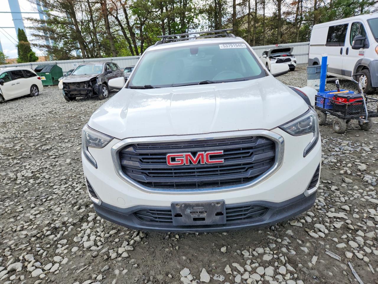2018 GMC TERRAIN SLE photo 9