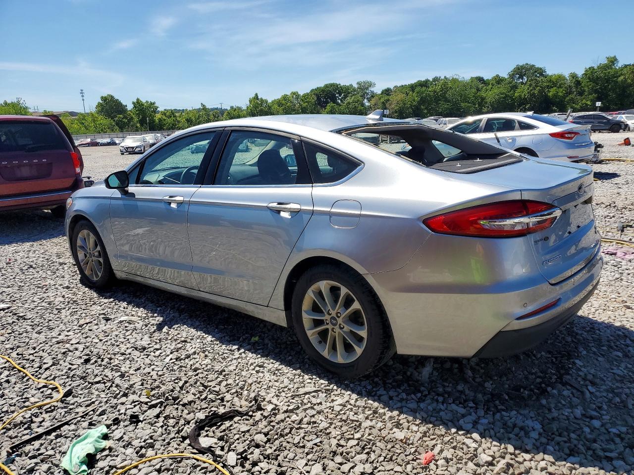 2020 FORD FUSION SE photo 3