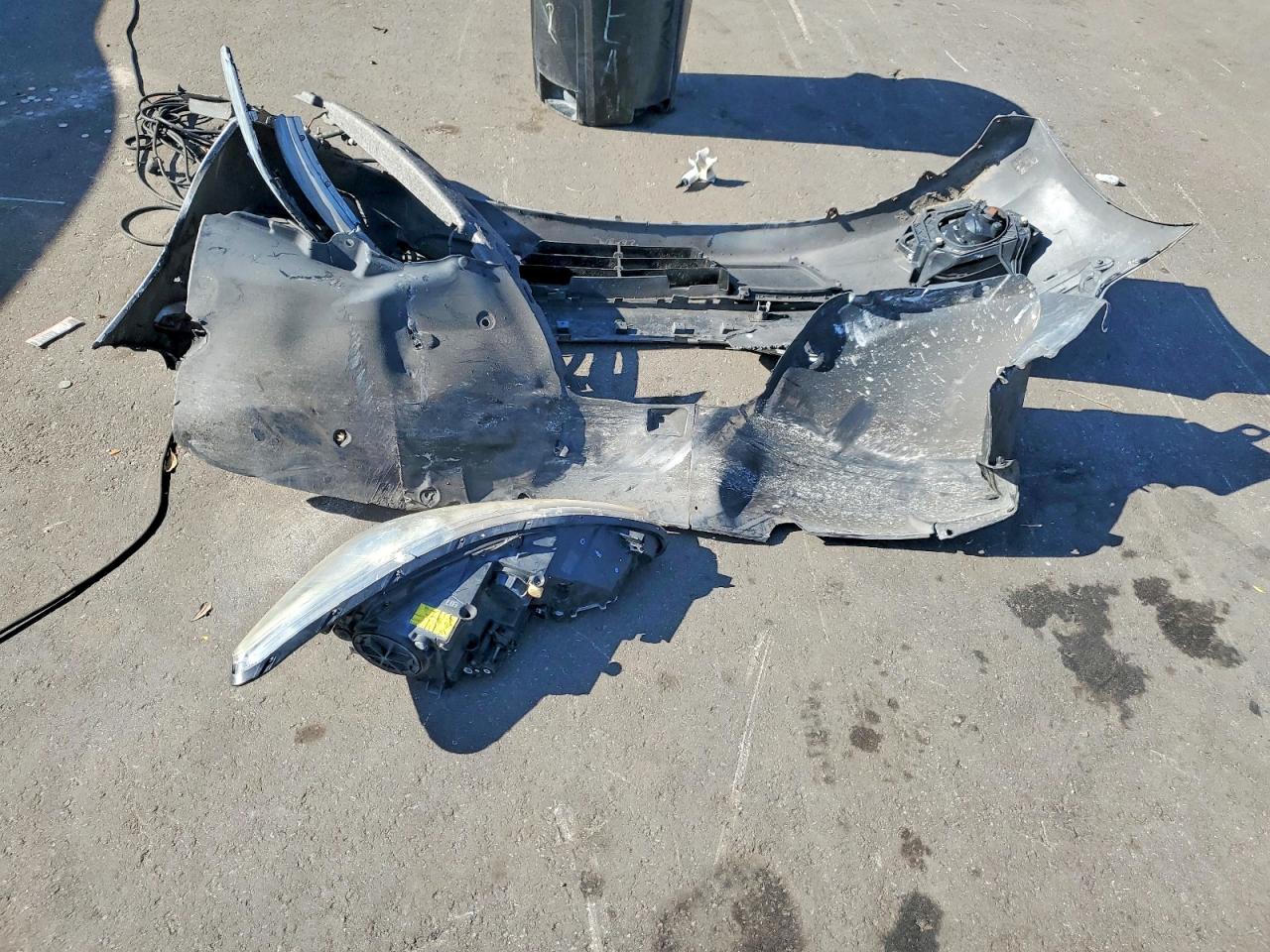 2011 HYUNDAI GENESIS 3.8L photo 34