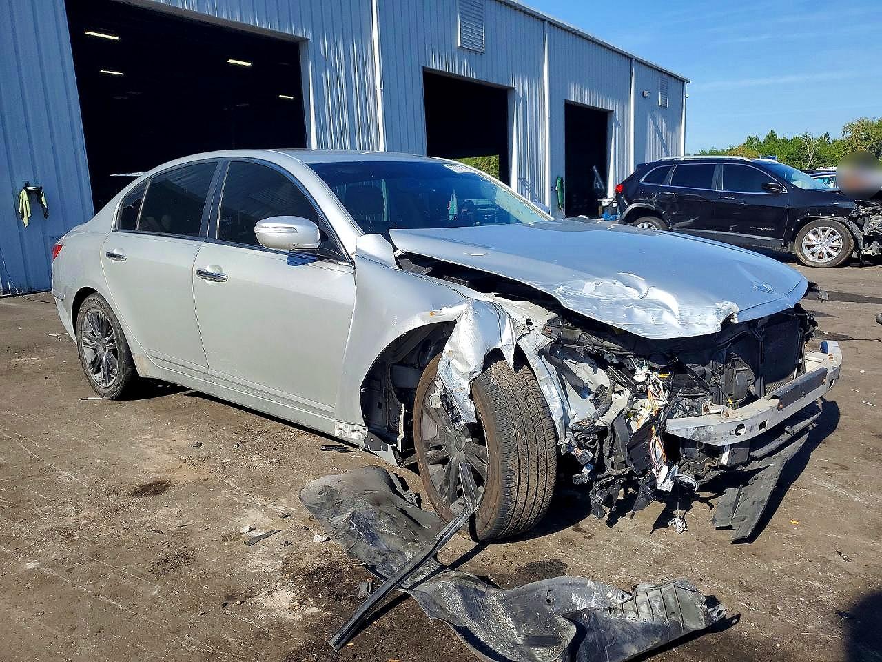 2011 HYUNDAI GENESIS 3.8L photo 10