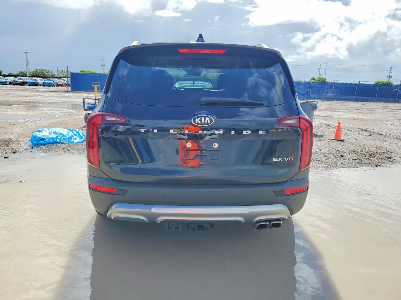 2021 KIA TELLURIDE EX photo 11