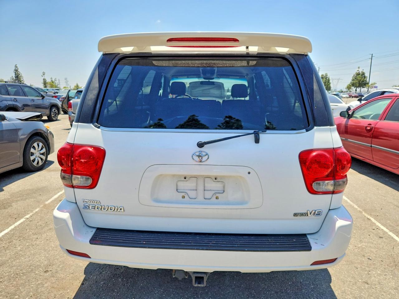 2005 TOYOTA SEQUOIA SR5 photo 6