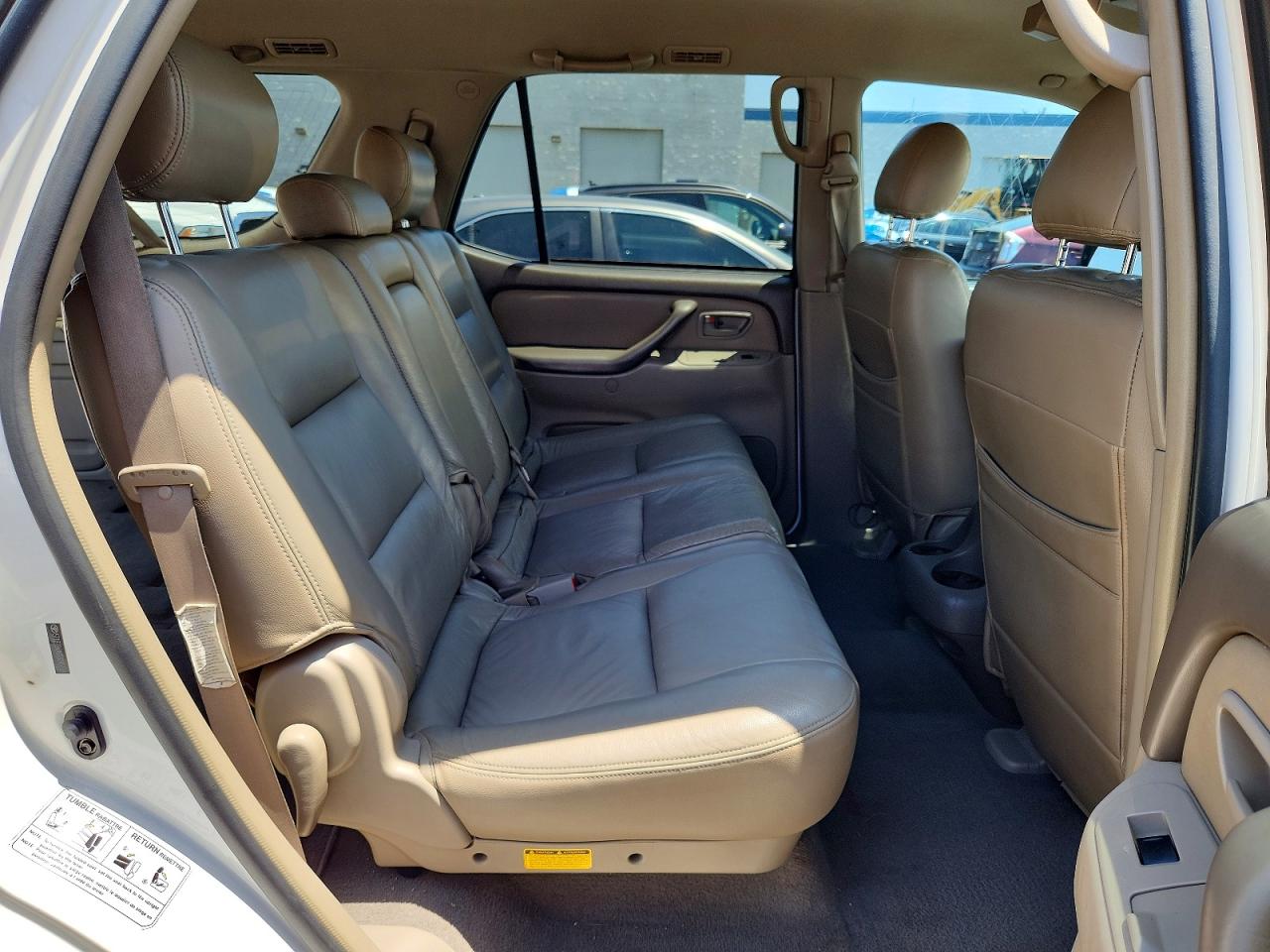 2005 TOYOTA SEQUOIA SR5 photo 11