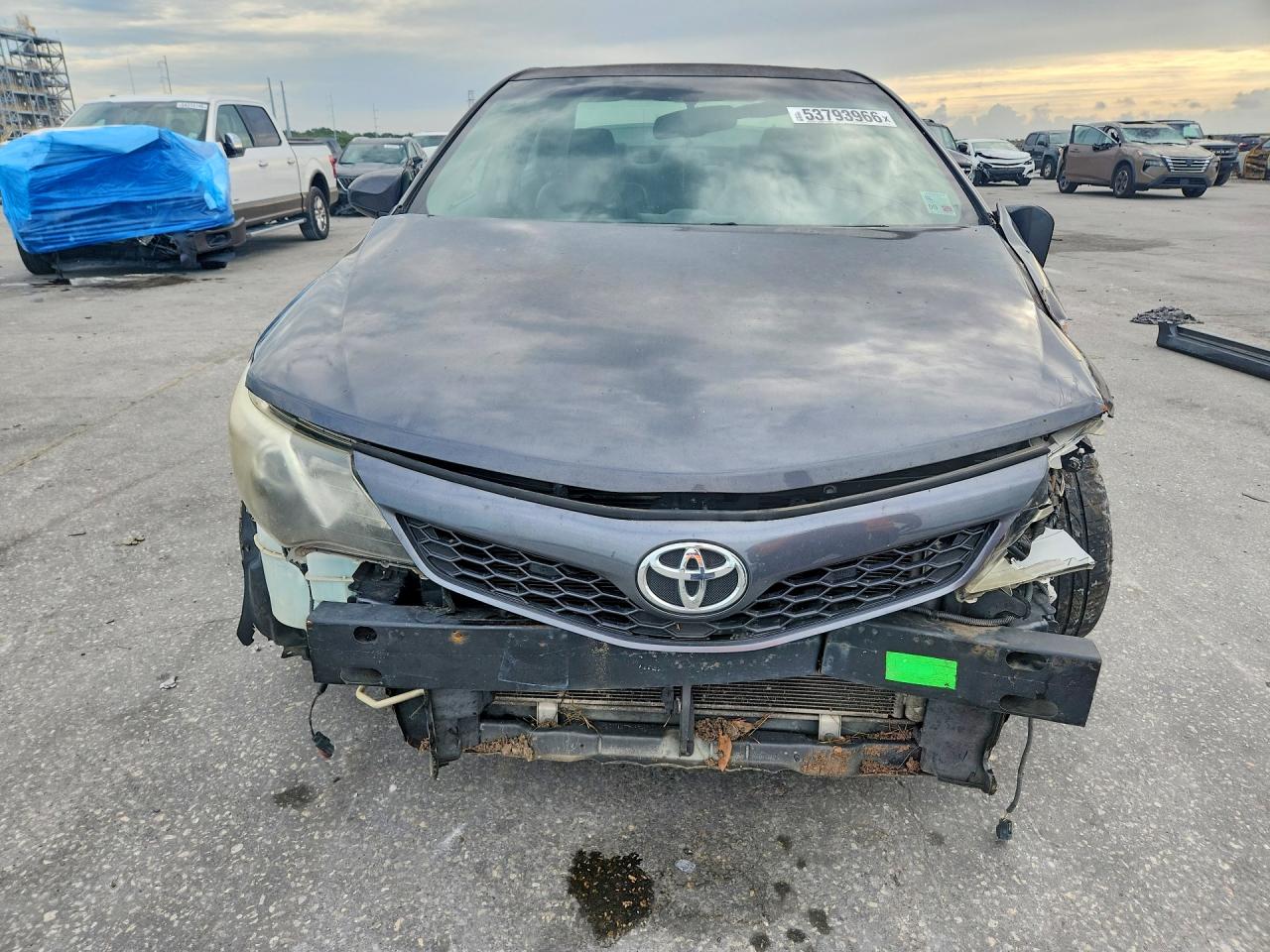 2012 TOYOTA CAMRY SE V6 photo 9