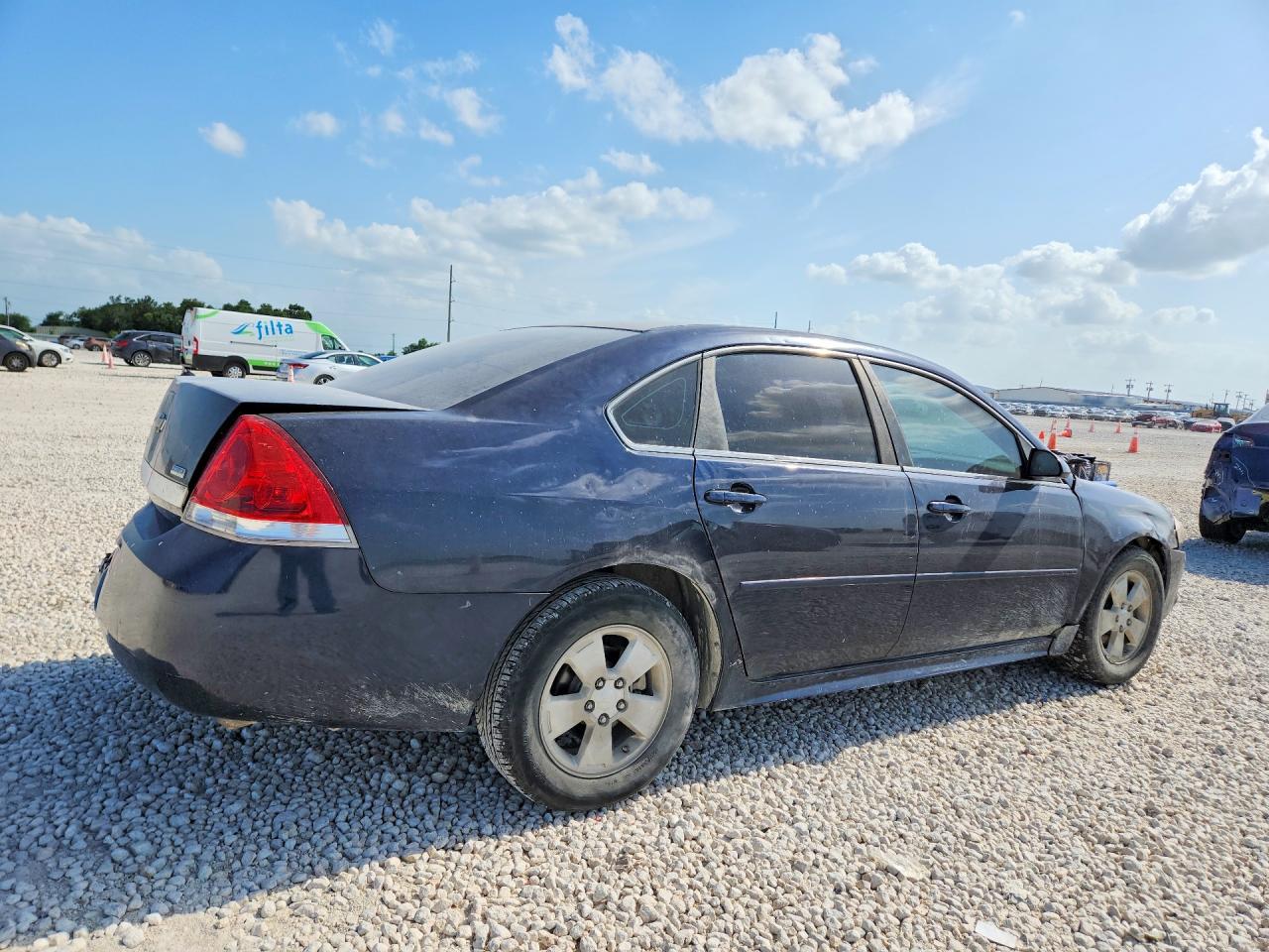 2011 CHEVROLET IMPALA LT photo 5