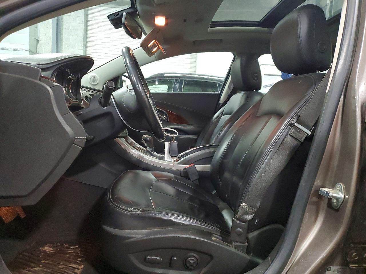 2012 BUICK LACROSSE photo 13