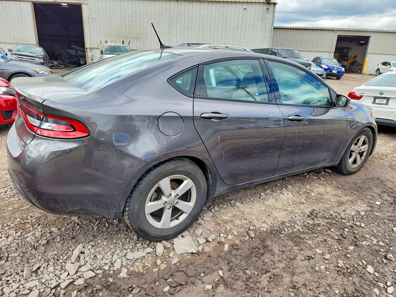 2015 DODGE DART SXT photo 5
