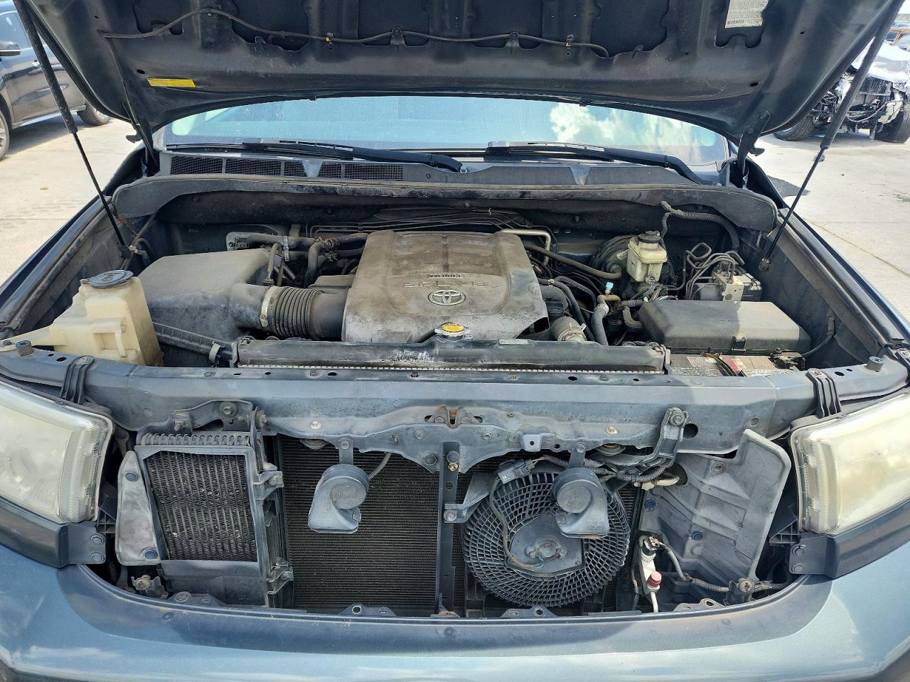 2008 TOYOTA SEQUOIA SR5 photo 34