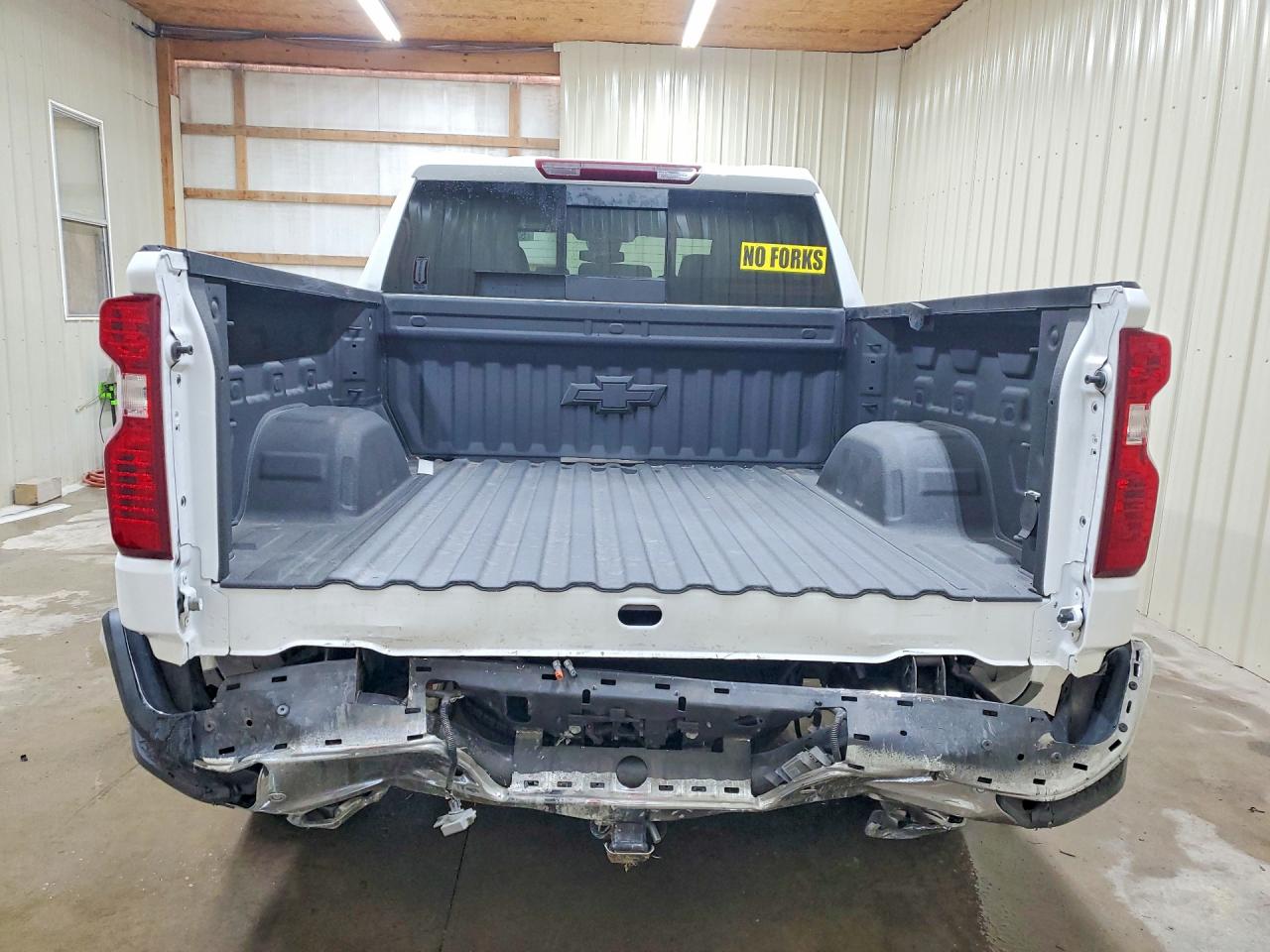 2024 CHEVROLET SILVERADO K1500 LT photo 11