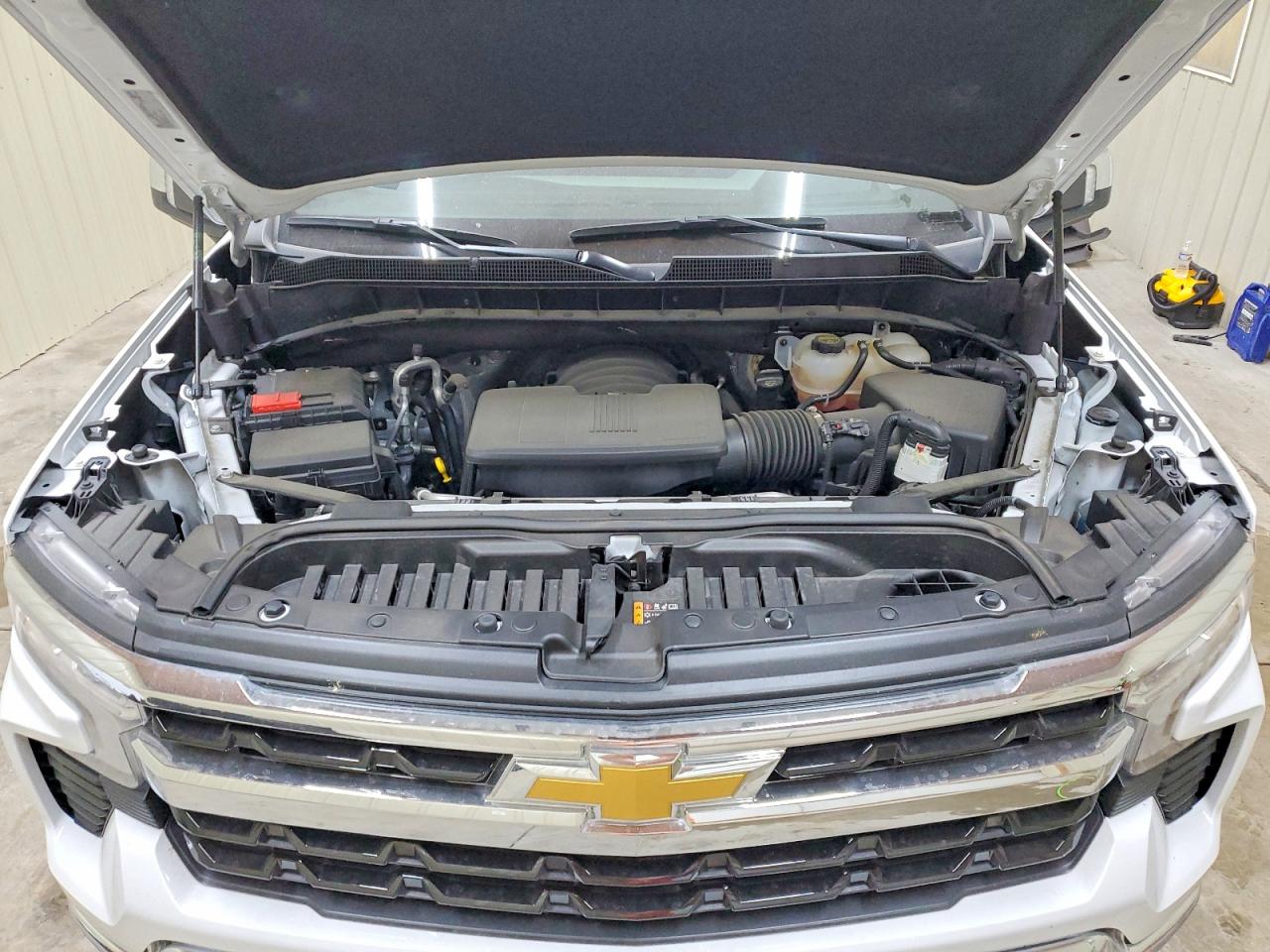 2024 CHEVROLET SILVERADO K1500 LT photo 21