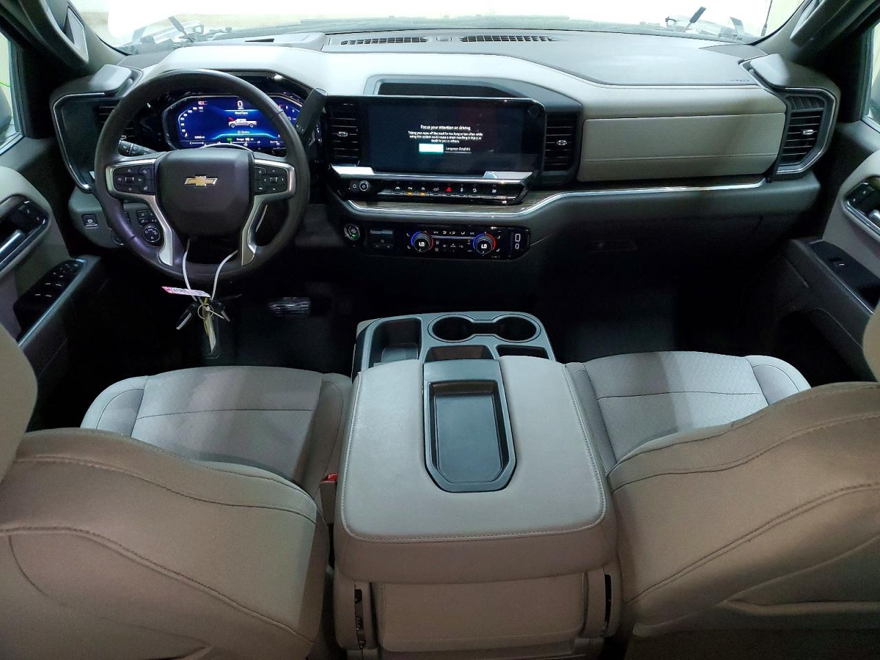 2024 CHEVROLET SILVERADO K1500 LT photo 15