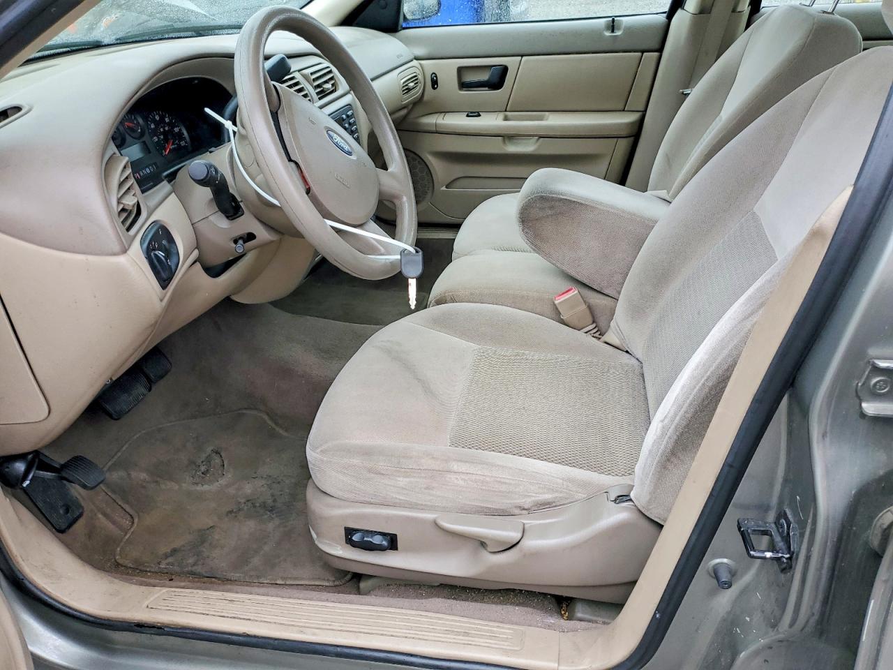 2004 FORD TAURUS SES photo 13