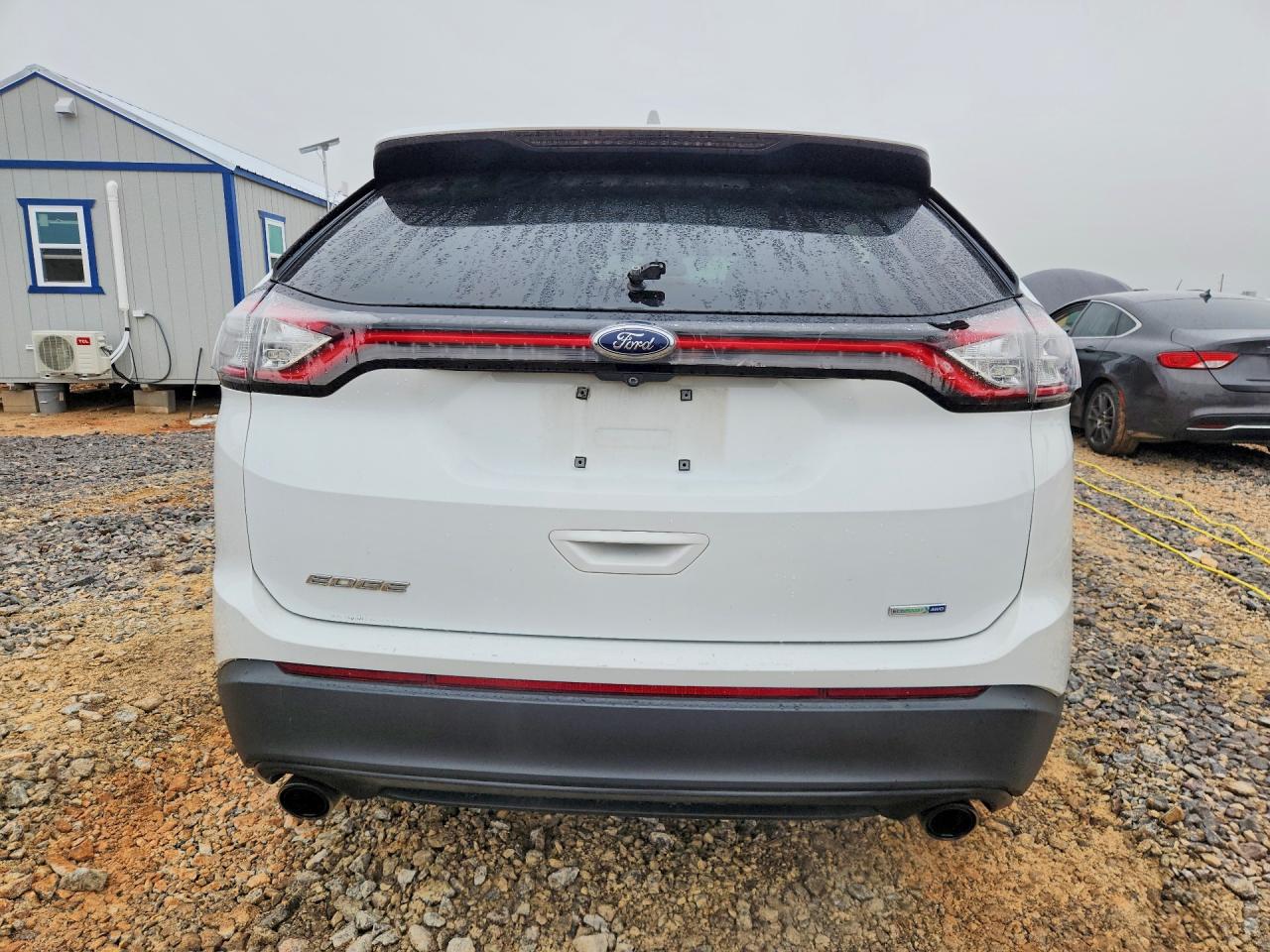 2017 FORD EDGE SE photo 6