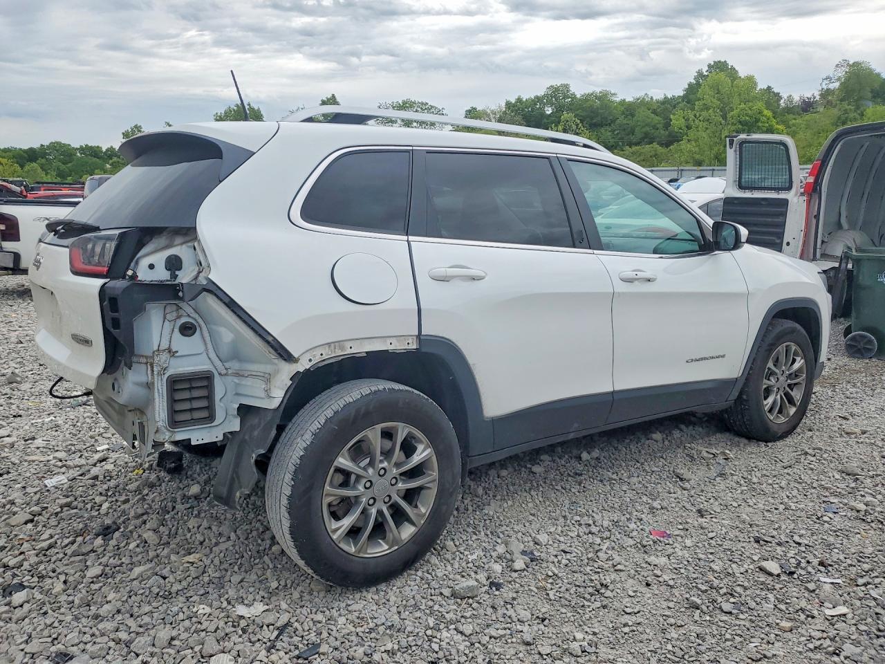 2021 JEEP CHEROKEE LATITUDE LUX photo 7