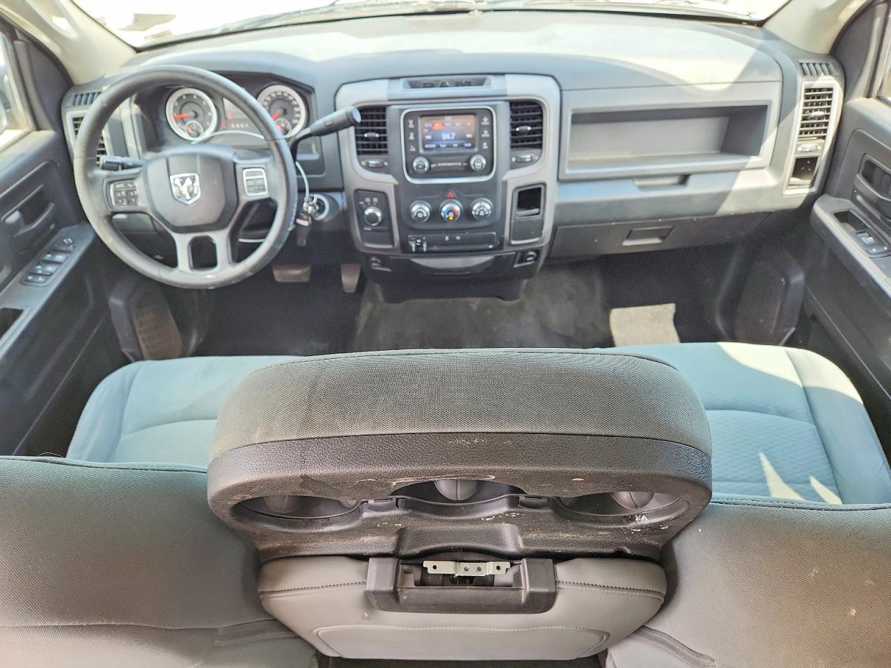 2014 RAM 1500 ST photo 22