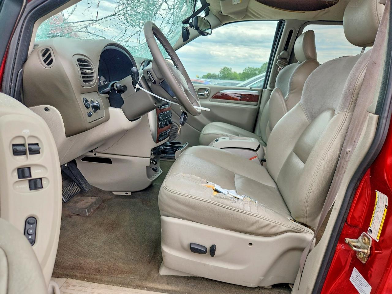 2005 CHRYSLER TOWN & COUNTRY LIMITED photo 19