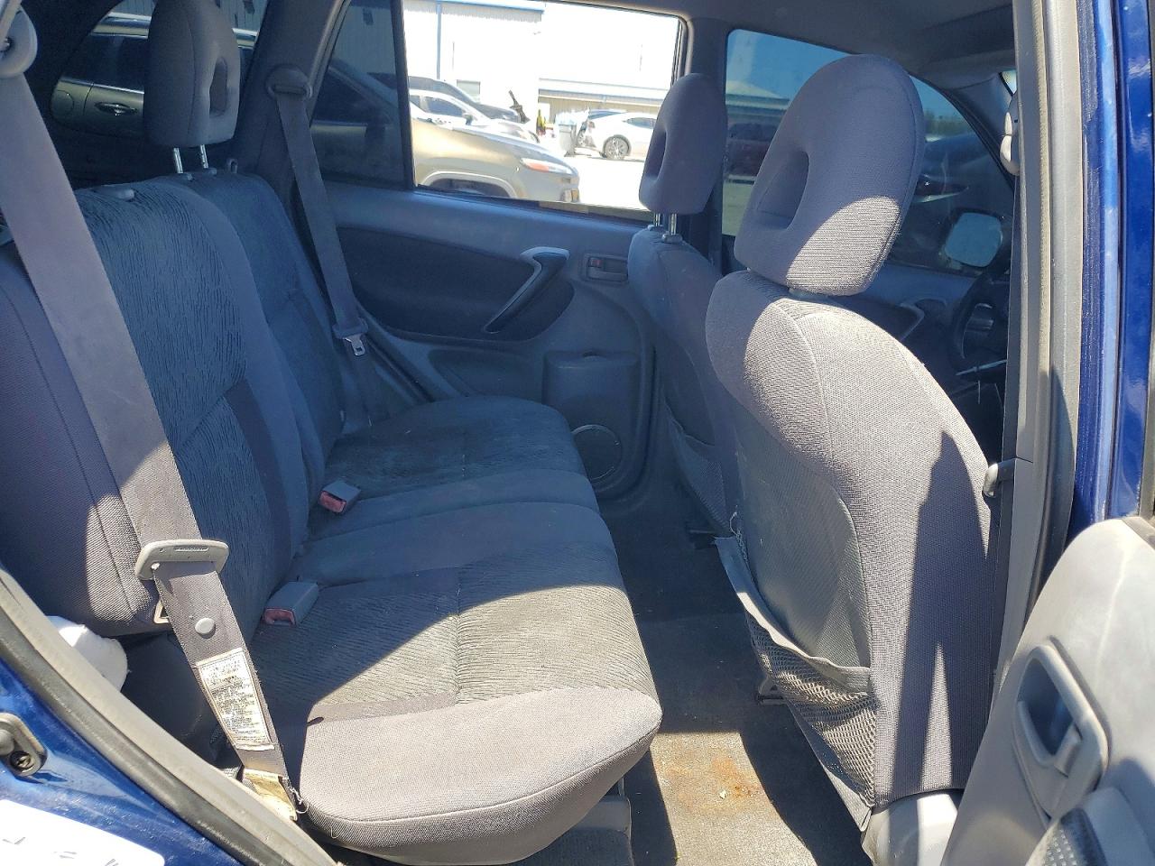 2002 TOYOTA RAV4 BASE photo 21