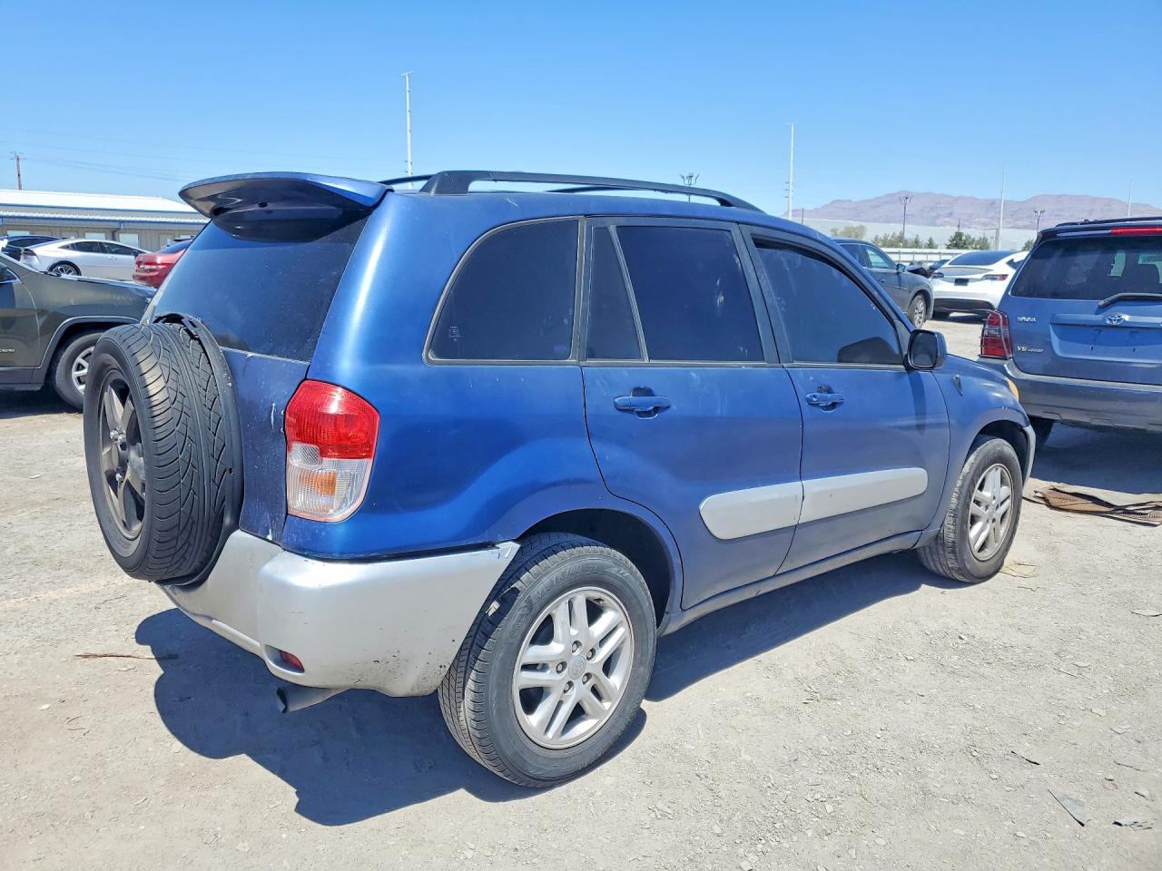 2002 TOYOTA RAV4 BASE photo 5