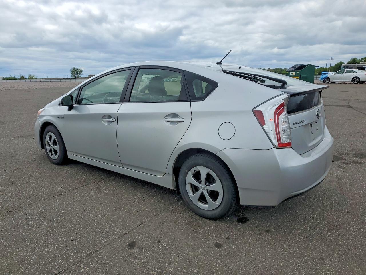 2013 TOYOTA PRIUS TWO photo 3