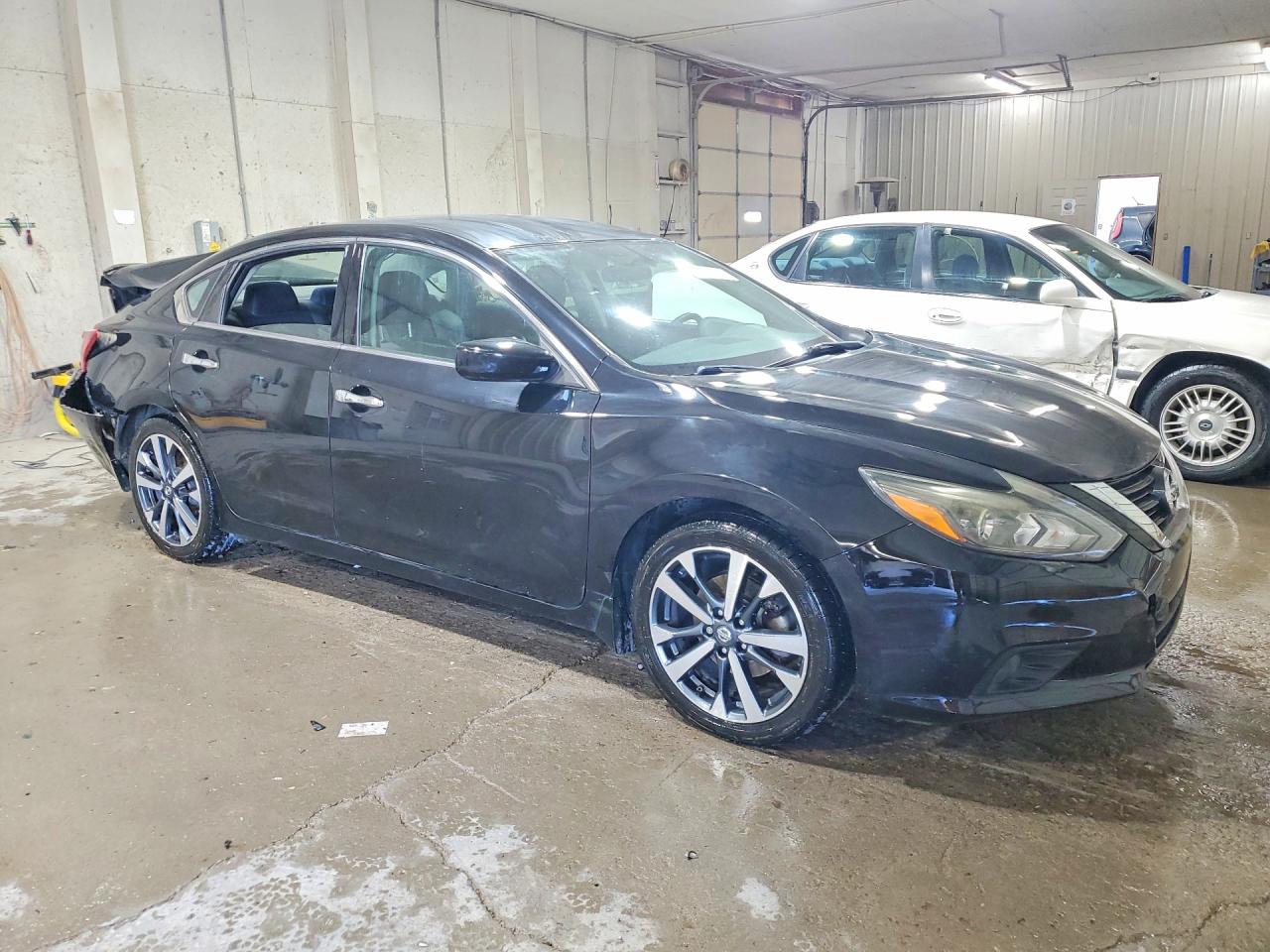 2017 NISSAN ALTIMA 2.5 SR photo 7