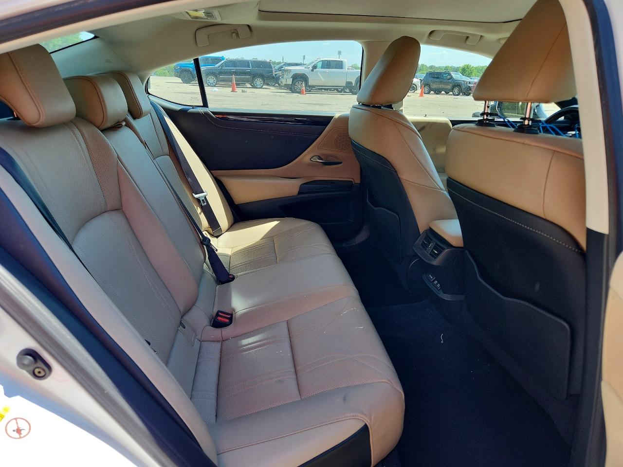 2019 LEXUS ES 350 photo 19