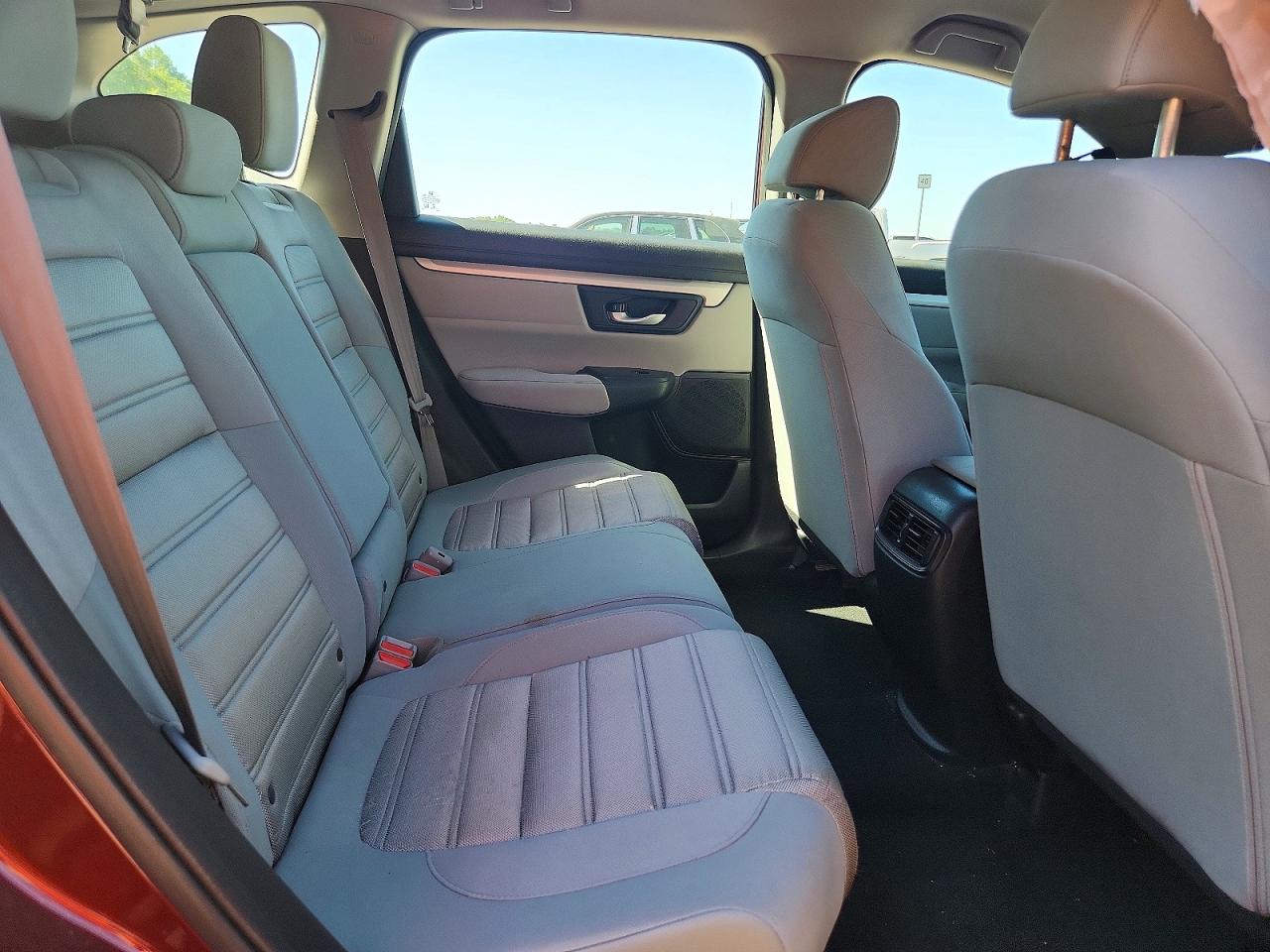 2018 HONDA CR-V LX photo 19