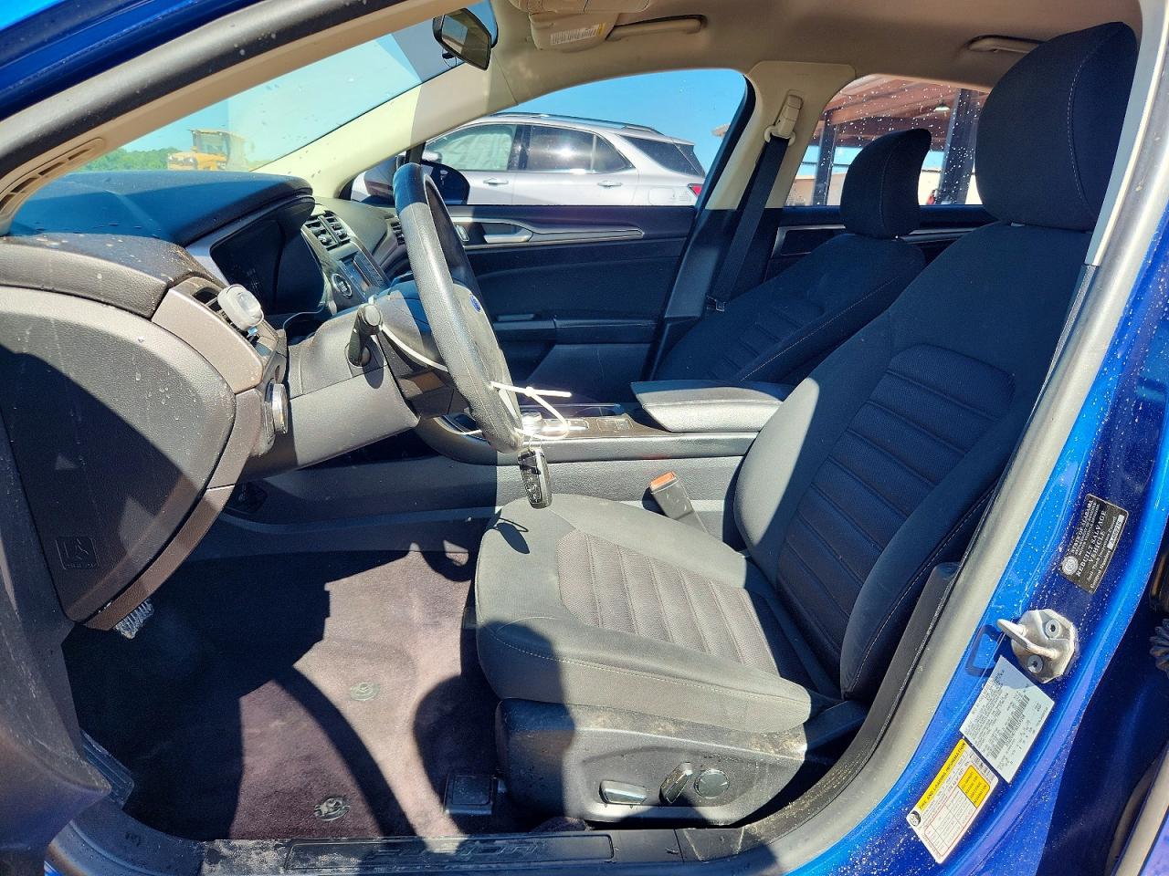 2017 FORD FUSION SE photo 7