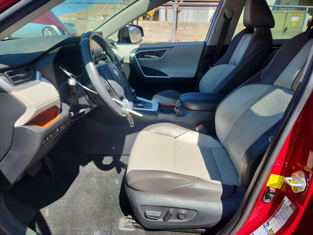 2019 TOYOTA RAV4 ADVENTURE photo 13