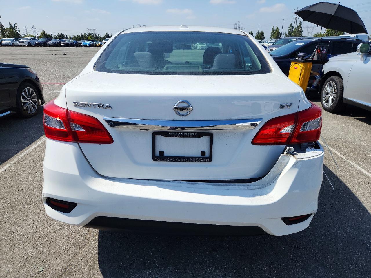 2017 NISSAN SENTRA SV photo 11