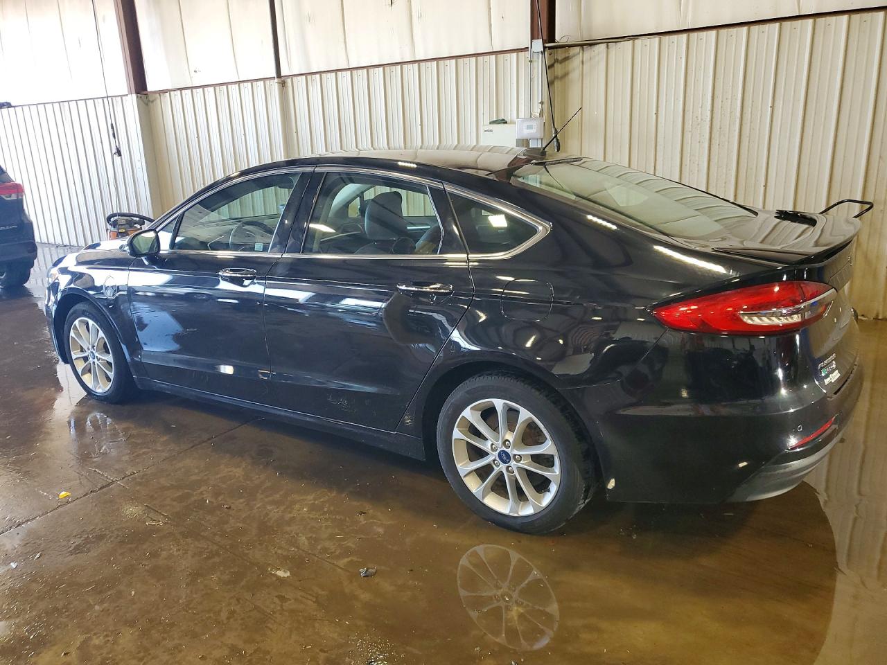 2019 FORD FUSION TITANIUM photo 2