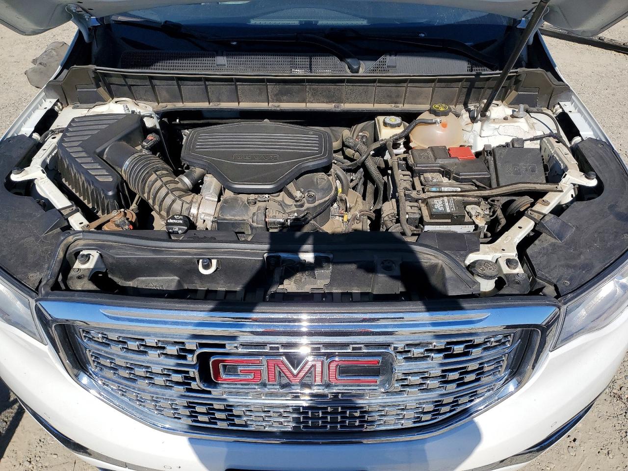 2017 GMC ACADIA DENALI photo 12