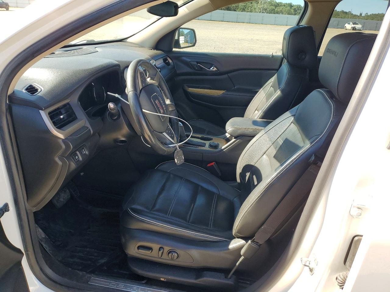 2017 GMC ACADIA DENALI photo 7