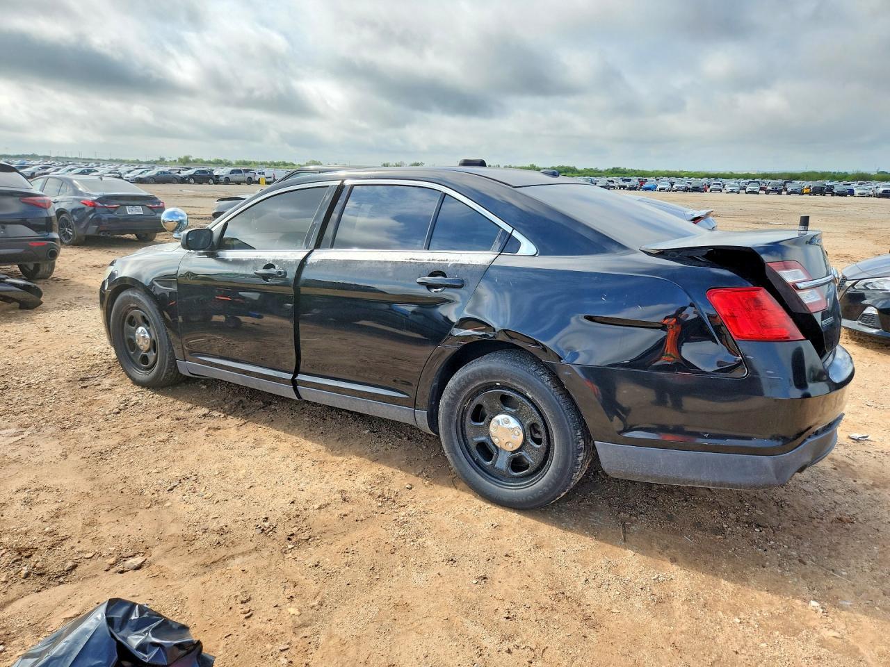 2014 FORD TAURUS POLICE INTERCEPTOR photo 2