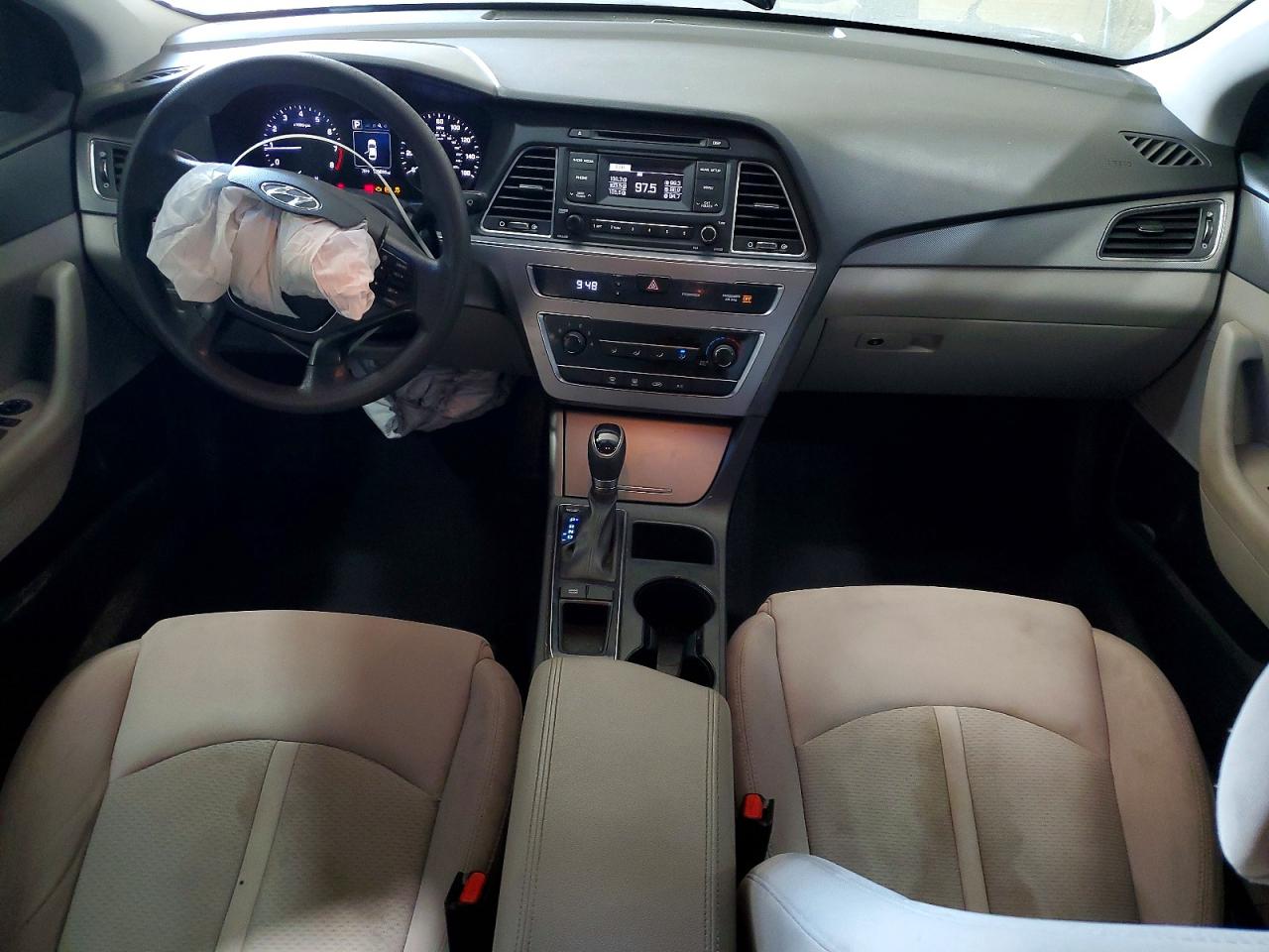 2017 HYUNDAI SONATA SE photo 22