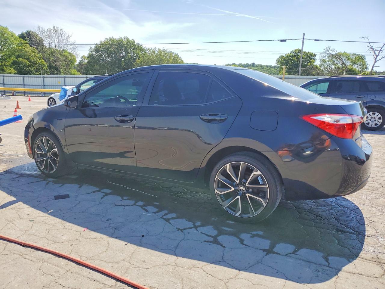 2016 TOYOTA COROLLA L photo 3