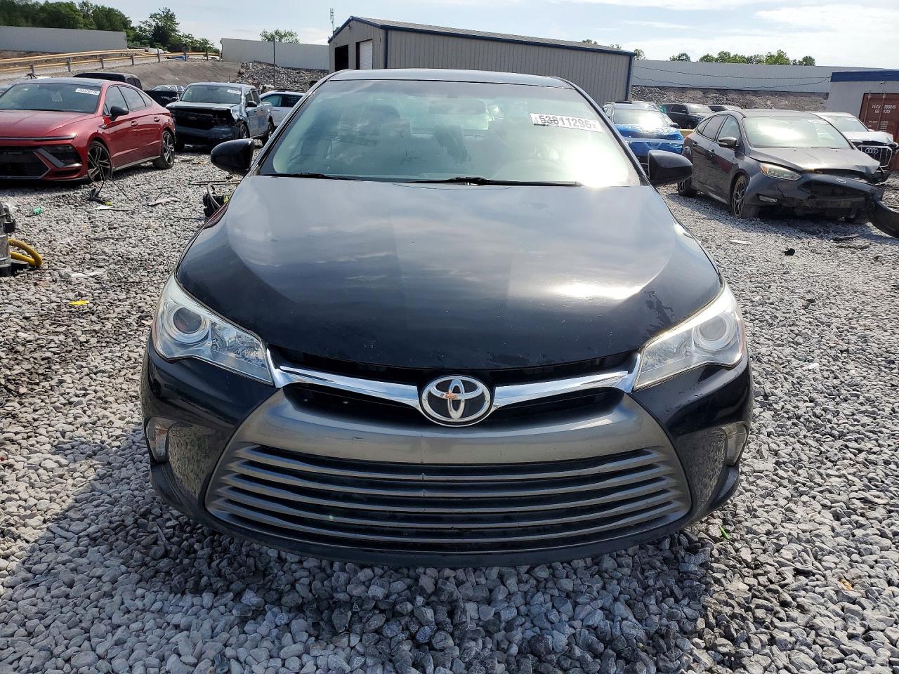 2017 TOYOTA CAMRY LE photo 9