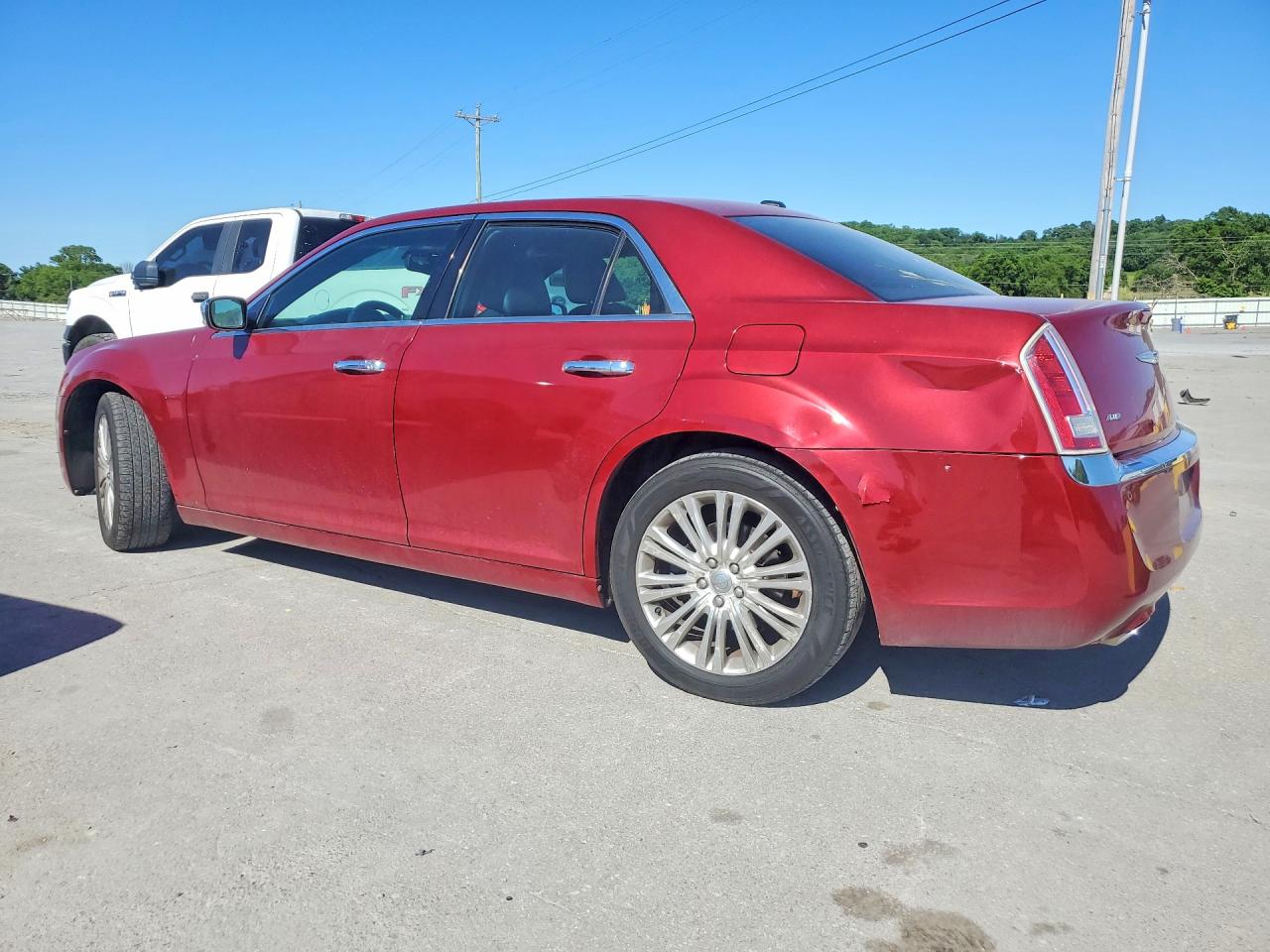 2011 CHRYSLER 300C photo 2