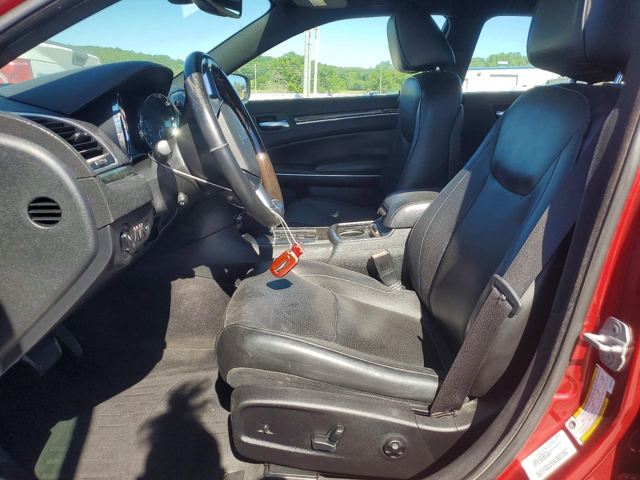 2011 CHRYSLER 300C photo 7