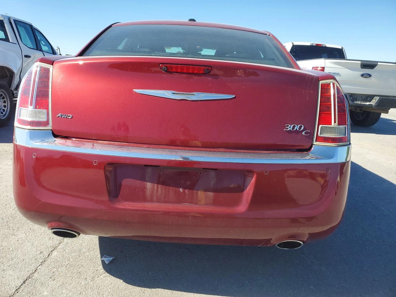 2011 CHRYSLER 300C photo 6