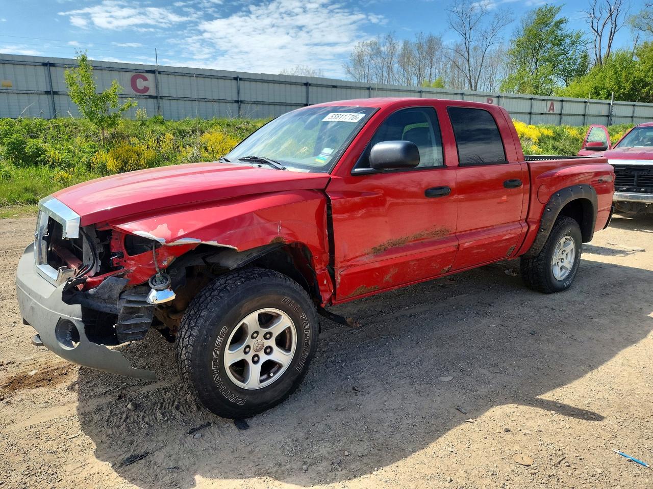 2005 DODGE DAKOTA