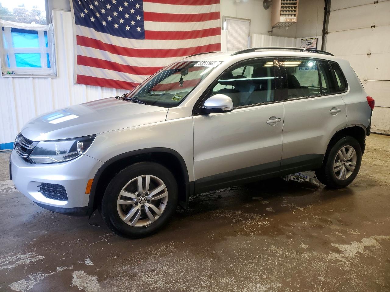 2017 VOLKSWAGEN TIGUAN