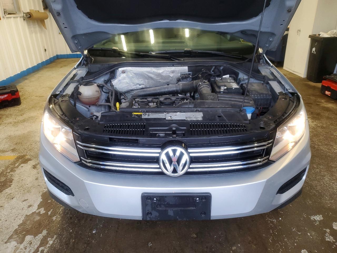 2017 VOLKSWAGEN TIGUAN S photo 12