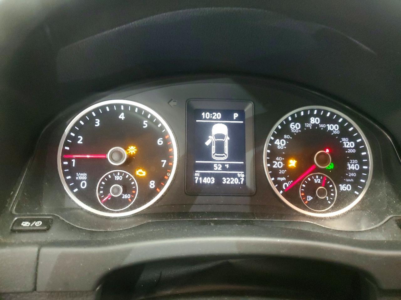 2017 VOLKSWAGEN TIGUAN S photo 9