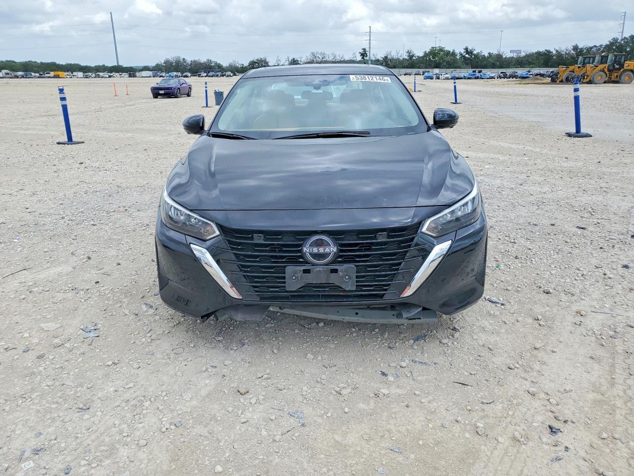 2024 NISSAN SENTRA SV photo 5