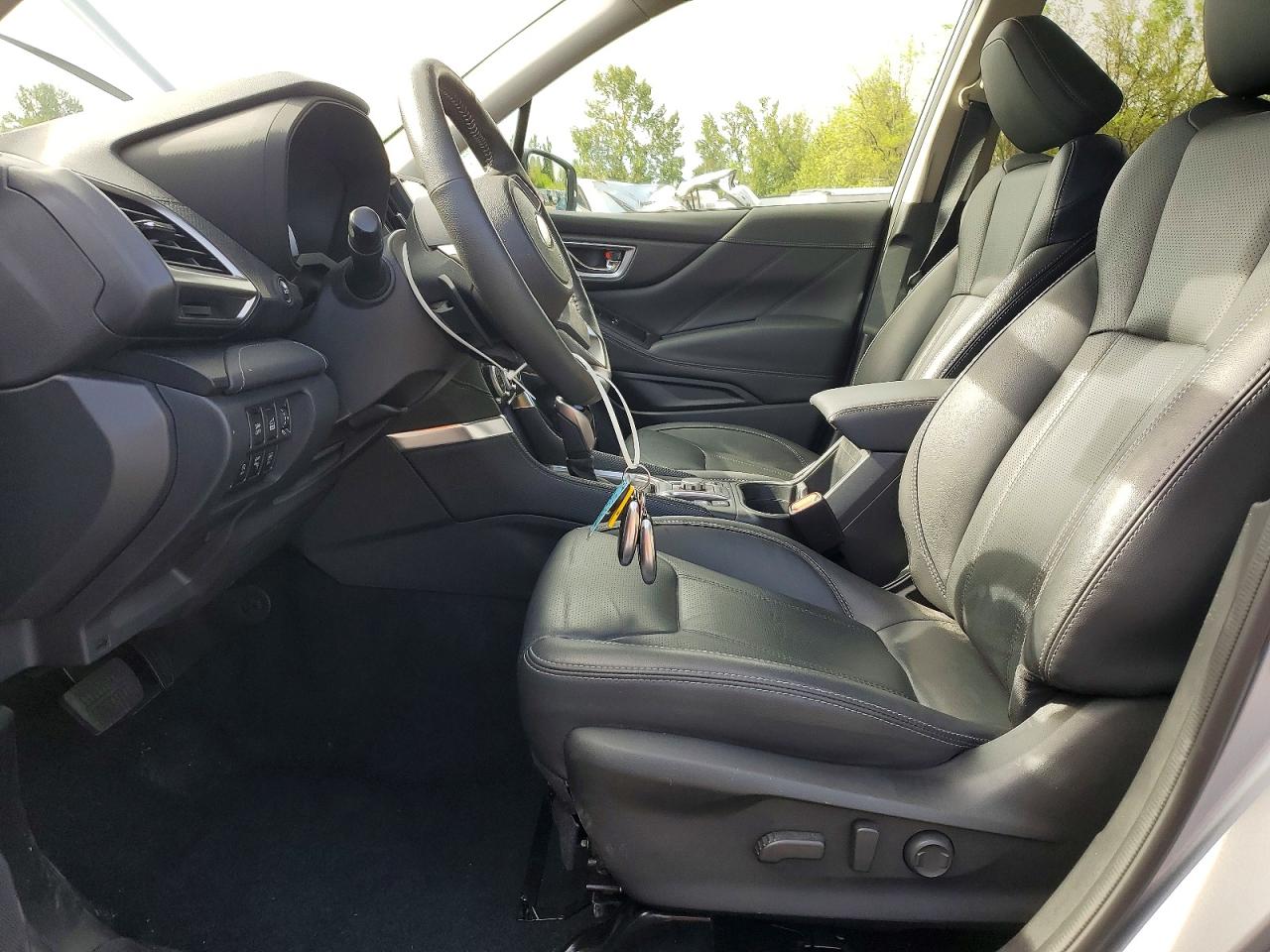 2024 SUBARU FORESTER TOURING photo 7