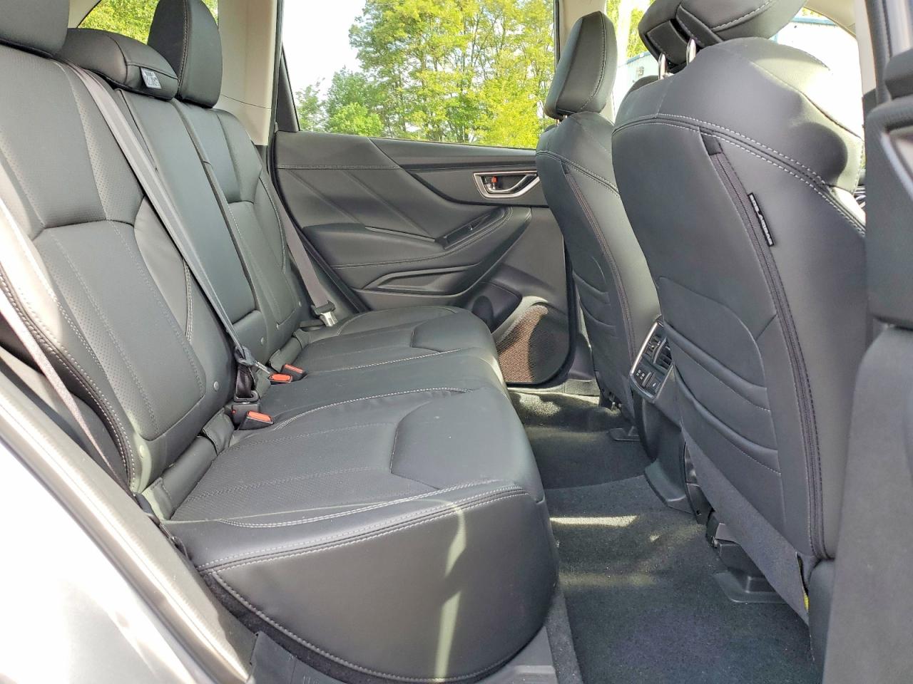 2024 SUBARU FORESTER TOURING photo 10