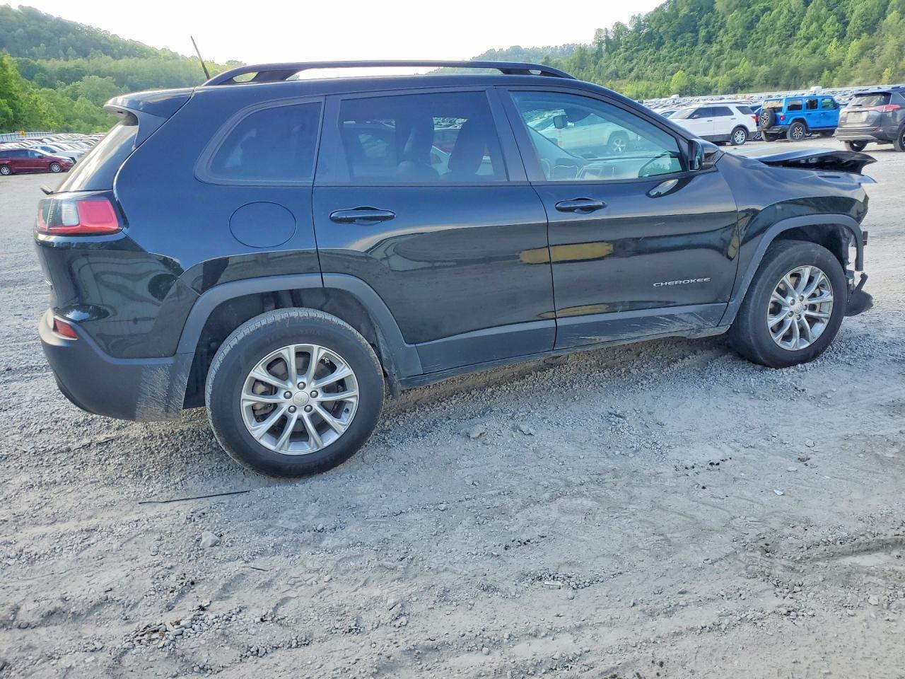 2022 JEEP CHEROKEE LATITUDE LUX photo 5