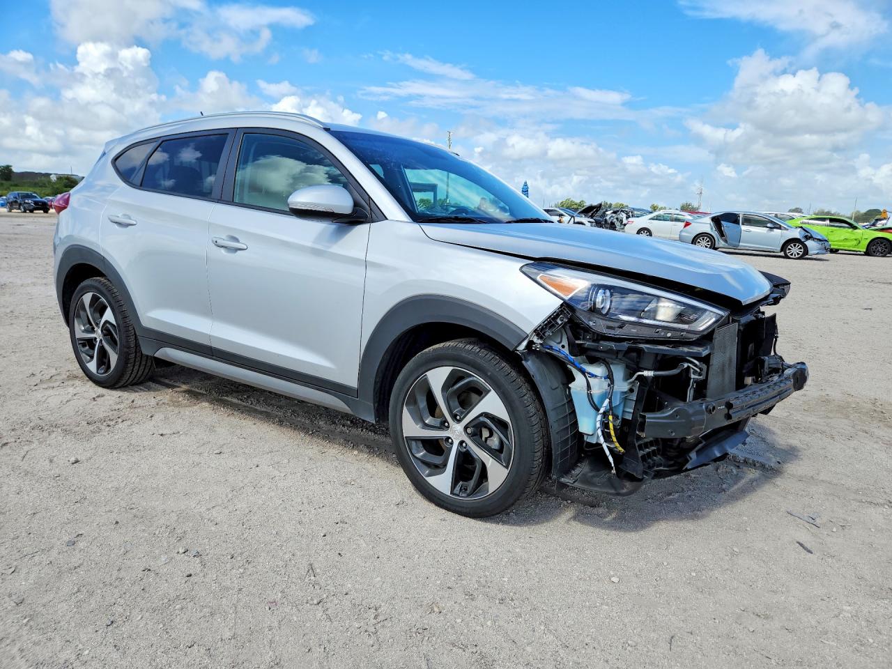 2017 HYUNDAI TUCSON SPORT photo 4