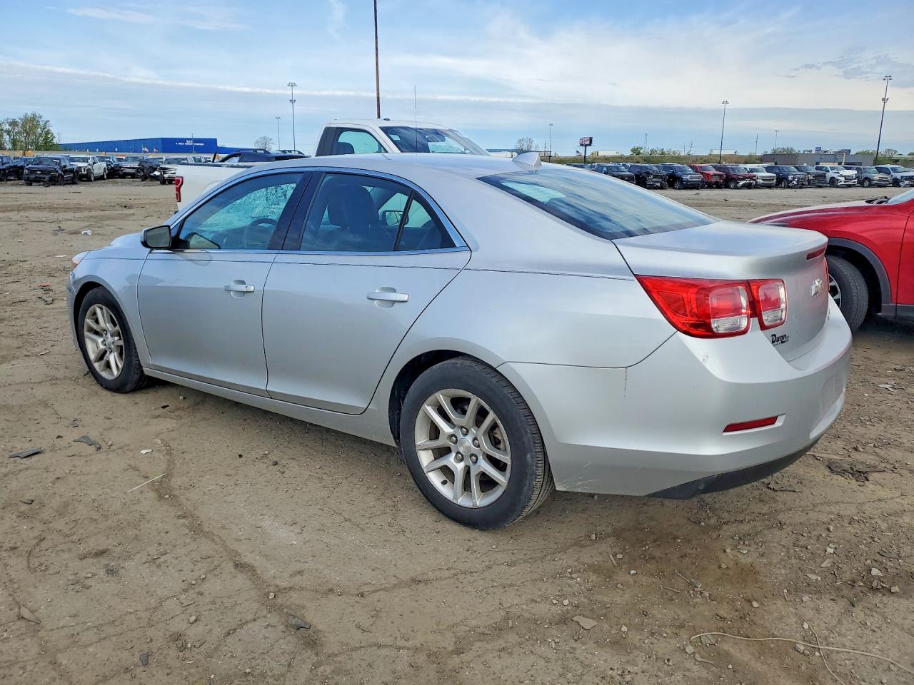 2013 CHEVROLET MALIBU 1LT photo 2