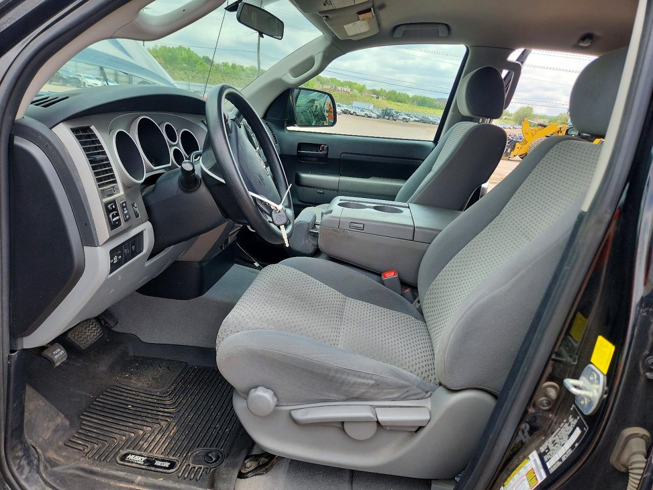 2010 TOYOTA TUNDRA DOUBLE CAB SR5 photo 13
